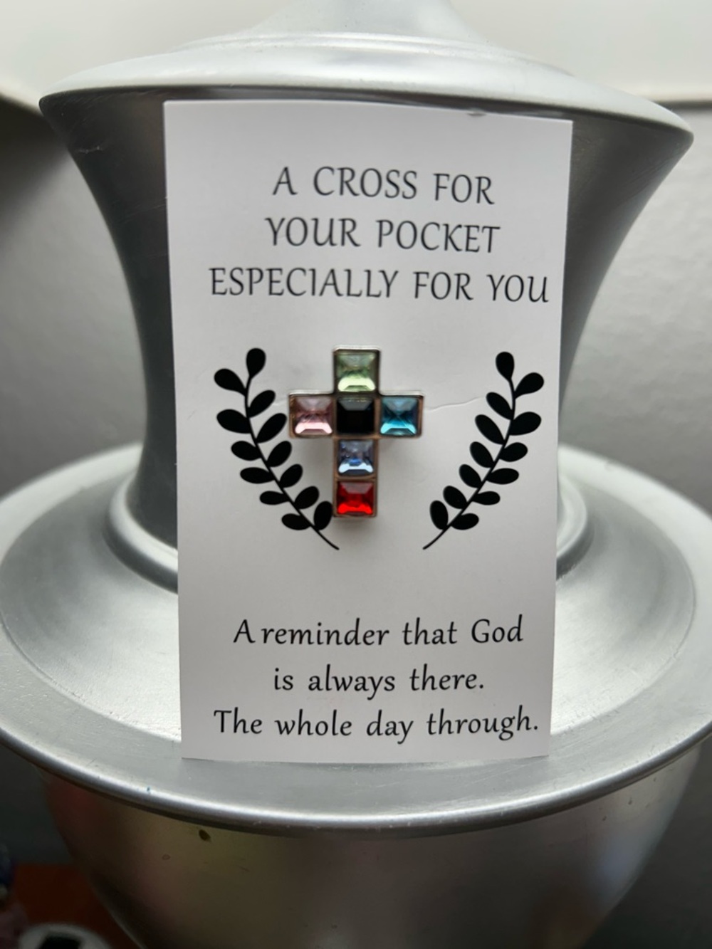 Cross Multicolor Pin - Picture 4 of 6